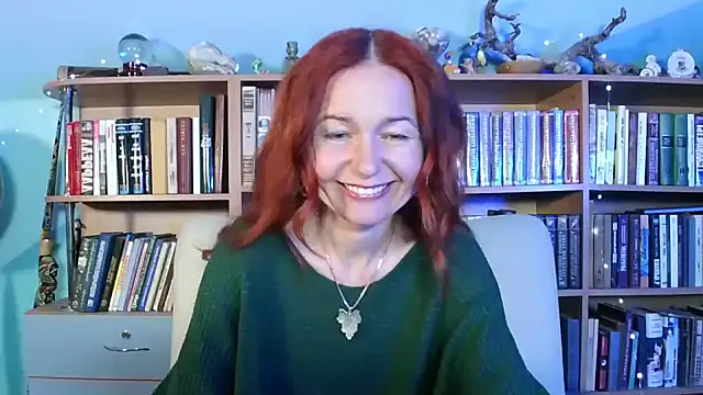 Foxilady357 online show from 04-21-26, 12:56