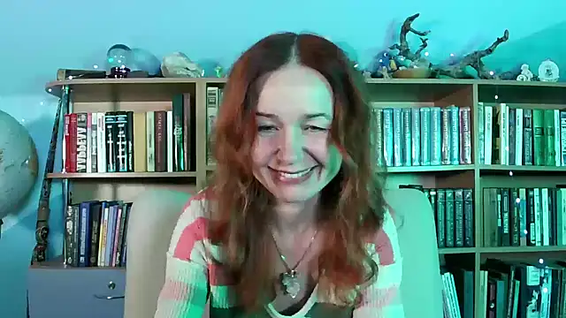 Foxilady357 online show from 12-19-25, 02:19