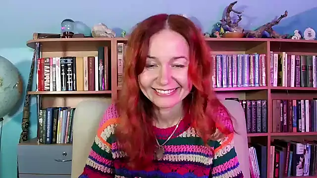 Foxilady357 online show from 12-17-25, 04:45