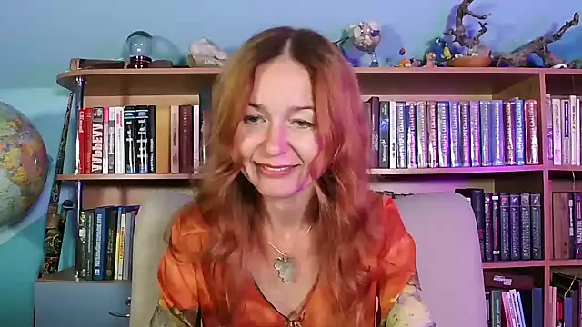 Snapshot of Foxilady357 chatting on 09-28-25, 02:13 Foxilady357 online show from 09-28-25, 02:13