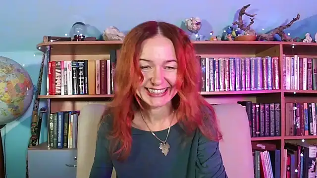 Foxilady357 online show from 11-17-25, 04:22