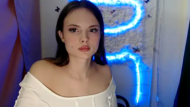 Snapshot of Ariella_ari chatting on 09-26-25, 01:07 Ariella ari online show from 09-26-25, 01:07