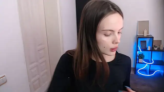 Ariella ari online show from 12-18-25, 08:45