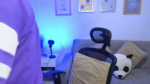 yulian vasquez online show from 12-16-25, 12:20