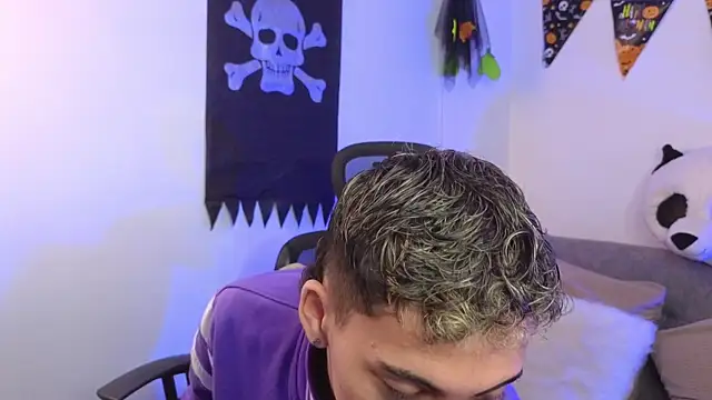 yulian vasquez online show from 10-24-25, 12:26