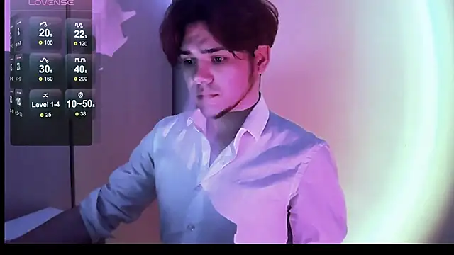 Snapshot of 1RobertTT chatting on 10-27-25, 09:05 1RobertTT online show from 10-27-25, 09:05