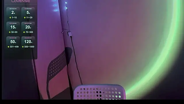 Snapshot of 1RobertTT chatting on 10-10-25, 08:31 1RobertTT online show from 10-10-25, 08:31