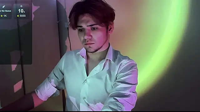 Snapshot of 1RobertTT chatting on 10-08-25, 10:10 1RobertTT online show from 10-08-25, 10:10