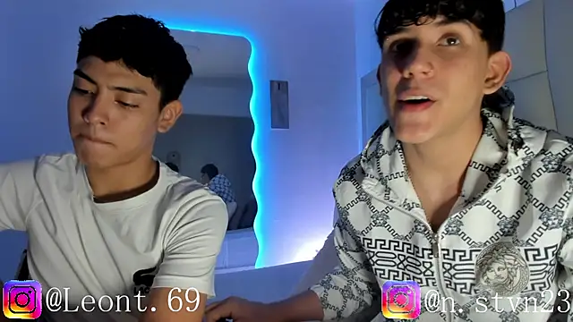 LoganTwink18 online show from 04-01-26, 02:35