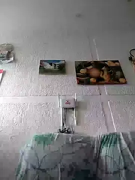 Snapshot of Valenn_fernandez chatting on 05-26-26, 03:10 Valenn fernandez online show from 05-26-26, 03:10