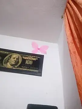 Valenn fernandez online show from 06-15-26, 03:07