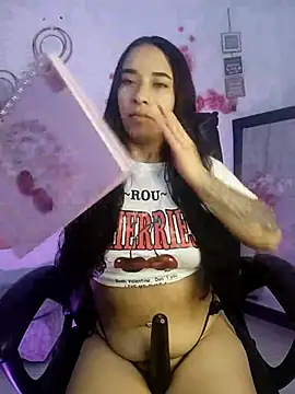 Valenn fernandez online show from 07-06-26, 12:06