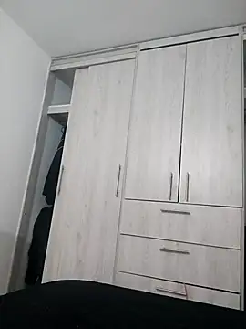 Valenn fernandez online show from 03-31-26, 11:07