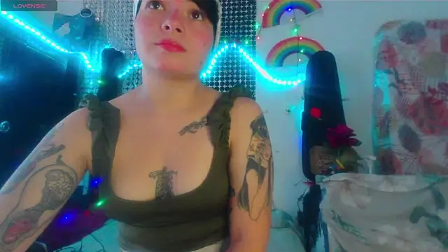 Mitsuha gate online show from 11-06-25, 02:21