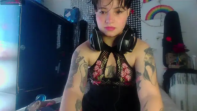 Mitsuha gate online show from 10-29-25, 03:22