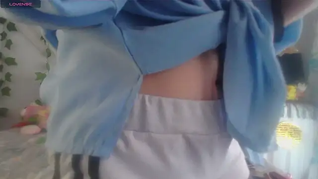 Snapshot of Mitsuha_gate chatting on 04-24-26, 03:47 Mitsuha gate online show from 04-24-26, 03:47