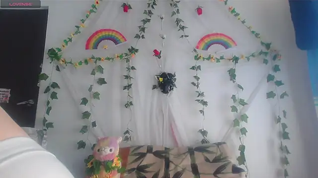 Mitsuha gate online show from 01-08-26, 02:56