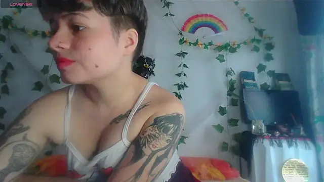 Mitsuha gate online show from 02-17-26, 02:58