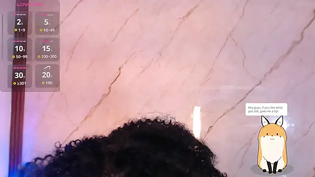 Snapshot of Evonye_Hills chatting on 10-06-25, 02:29 Evonye Hills online show from 10-06-25, 02:29