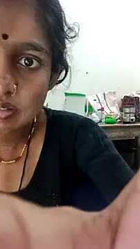 Snapshot of Guriya0076 chatting on 09-19-25, 04:11 Guriya0076 online show from 09-19-25, 04:11