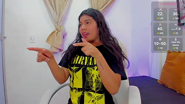 Snapshot of andrea_sanchezz chatting on 10-13-25, 03:46 andrea sanchezz online show from 10-13-25, 03:46