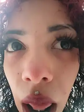 Snapshot of U-Upaaita chatting on 02-22-26, 02:30 U-Upaaita online show from 02-22-26, 02:30