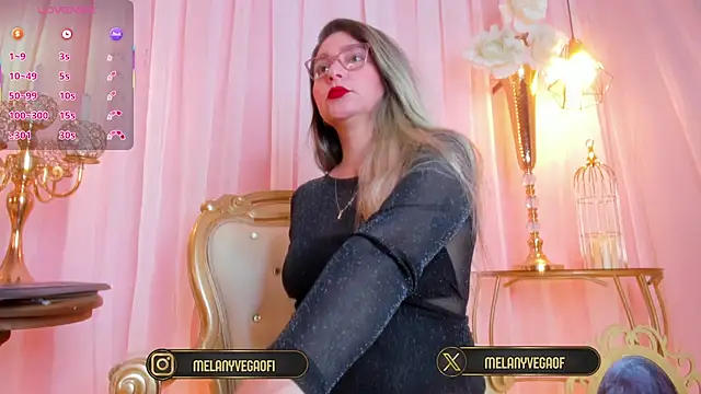 Snapshot of MelanyVegas chatting on 02-19-26, 08:22 MelanyVegas online show from 02-19-26, 08:22