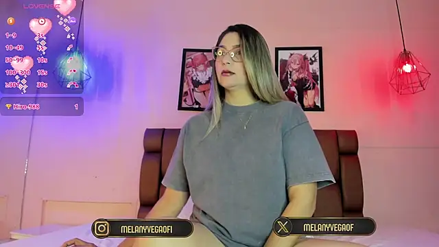 MelanyVegas online show from 12-19-25, 08:38