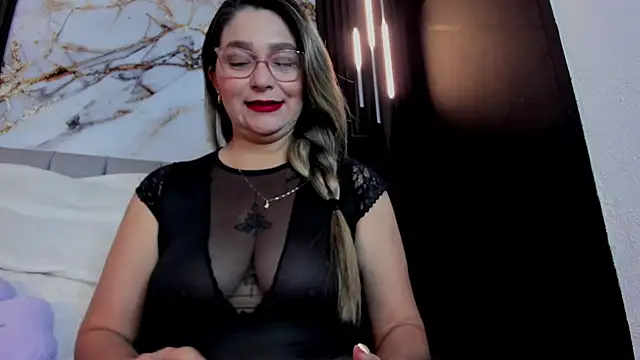 Snapshot of MelanyVegas chatting on 02-10-26, 10:14 MelanyVegas online show from 02-10-26, 10:14