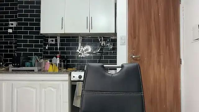 MUSCLEANGEL1 online show from 03-25-26, 04:28