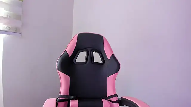 Arianna Jannes online show from 02-10-26, 04:06