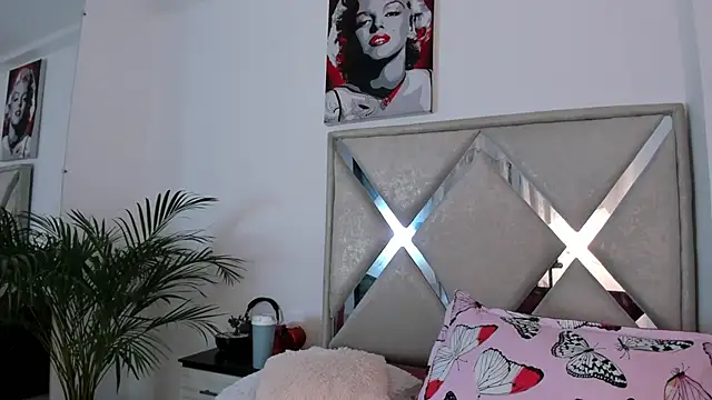 Snapshot of abby_jones2 chatting on 02-20-26, 03:03 abby jones2 online show from 02-20-26, 03:03