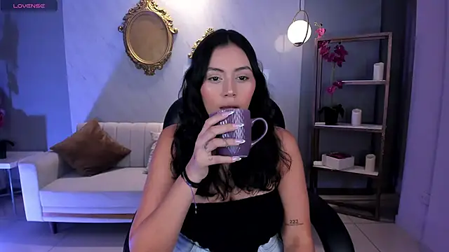 AmbarJames  online show from 09-15-25, 11:54