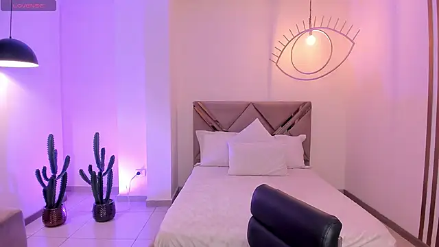 AmbarJames  online show from 01-07-26, 12:21