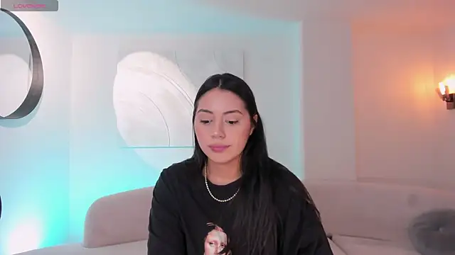 AmbarJames  online show from 03-09-26, 12:20