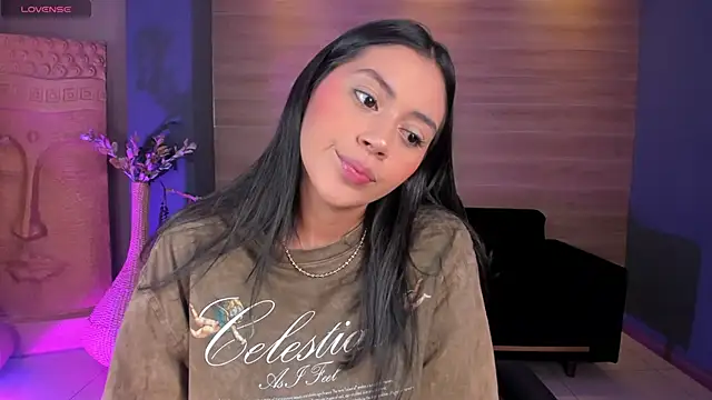 AmbarJames  online show from 10-21-25, 11:31