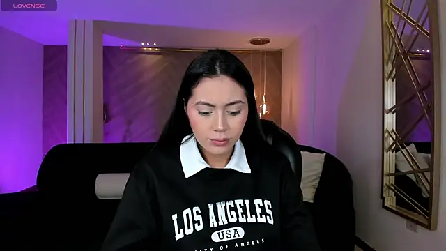 AmbarJames  online show from 09-11-25, 11:54