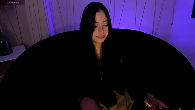 AmbarJames  online show from 01-14-26, 11:58