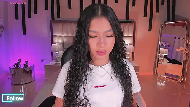 SophieHouston  online show from 12-05-25, 03:49