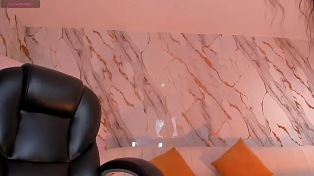 SophieHouston  online show from 05-28-26, 04:09