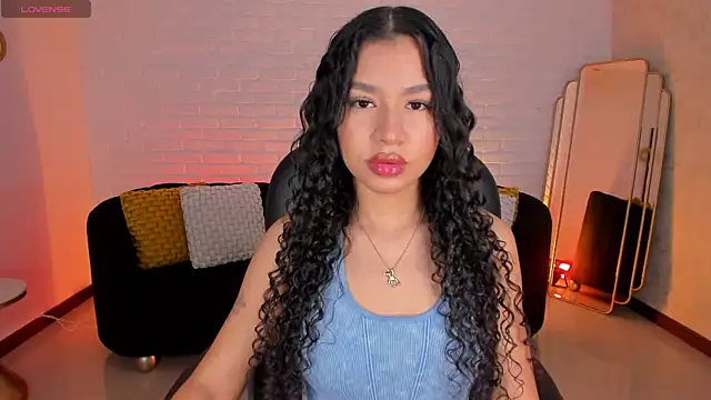 SophieHouston  online show from 10-20-25, 06:04