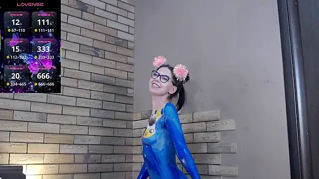 KaylaLewys online show from 09-17-25, 05:37