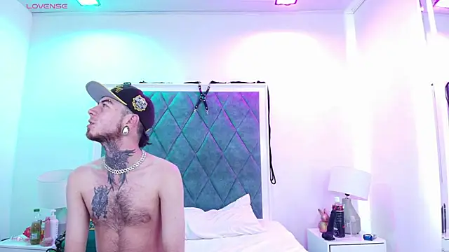 Asha zuri and adam online show from 02-01-26, 12:36