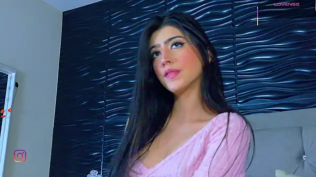 Ambar Bull online show from 11-28-25, 01:55