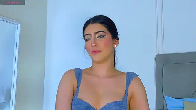 Snapshot of Ambar_Bull chatting on 06-11-26, 02:58 Ambar Bull online show from 06-11-26, 02:58