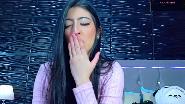 Ambar Bull online show from 10-23-25, 12:15