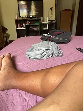 PIROCAGG21 online show from 02-17-26, 06:05