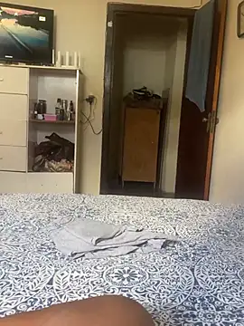 PIROCAGG21 online show from 03-29-26, 04:52