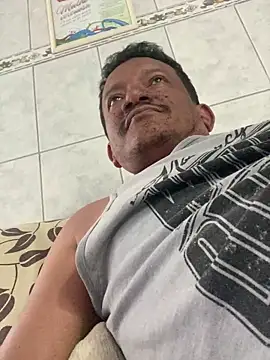 PIROCAGG21 online show from 12-21-25, 06:53