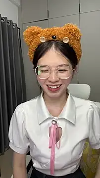 Qianqian-888 online show from 12-01-25, 01:01